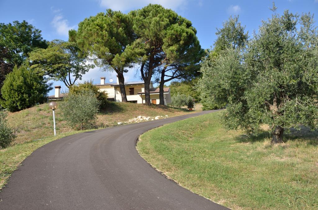 Paglia E Fieno Bed & Breakfast Villaga Bagian luar foto
